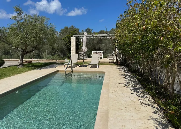 Villa Marian With Private Swimming Pool & Jacuzzi